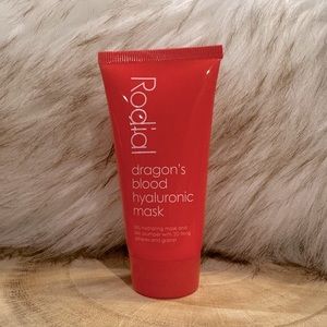 Rodial - Dragon’s Blood Hyaluronic Mask